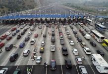 «Peaje a luca» por fiestas de fin de año : hoy rige hasta la una de la tarde