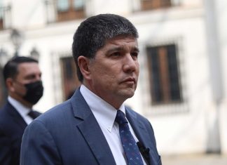 “Pide que lo dejen solo con ella”: destapan orden de Monsalve tras salir de restaurante y se confirmarían nuevos testigos