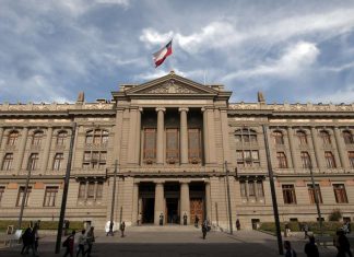 Tras revelarse listado de Hermosilla: Suprema instruye sumarios a los ministros Carroza y Valderrama