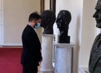 Patricio Navia: Si no te la puedes, invoca a Allende