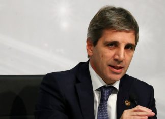 Quién es Luis Caputo: el hombre que llevará las riendas de la economía en Argentina
