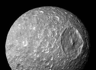 Más pruebas de que la luna ‘estrella de la muerte’ esconde un océano