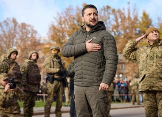 Zelensky reconoció una situación “sumamente difícil” en el este de Ucrania por el avance de las tropas rusas