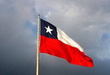 OCDE baja estimación de PIB para Chile en 2026 y pide fortalecer ingresos y eficiencia del gasto