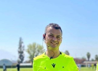 Profesor, árbitro, con la alegría de siempre