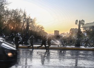 Caso Pío Nono: Tribunal no acoge solicitud de fiscal Chong y se mantiene fecha de juicio