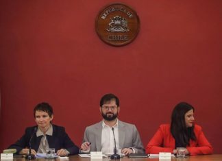 Patricio Navia: El duelo del oficialismo en la etapa de la negación