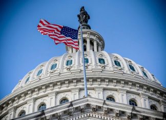 Se aprobó en EEUU la ley que pone fin tras 43 días al cierre del gobierno y que afectó a cientos de miles de trabajadores públicos.