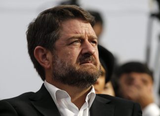 Fiscales emplazan y cuestionan a Claudio Orrego tras dichos sobre pagos por filtrar investigaciones: “Si tiene antecedentes que los entregue”