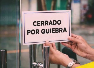 Quiebras de empresas en Chile aumentan 44% entre enero y agosto de 2025