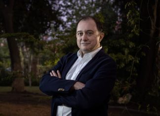 Iván Poduje: “Vamos a reconstruir el sur y Viña del Mar en paralelo”