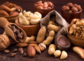 Este es el fruto seco que puede ayudarte a promover la producción de colágeno de manera natural