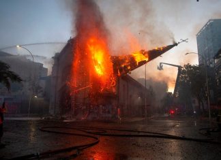 Sin conmemoraciones en La Moneda y en los partidos: El silencio oficialista ante el nuevo aniversario del estallido