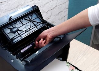 Resmas de hojas y más artículos que no pueden faltar en tu oficina