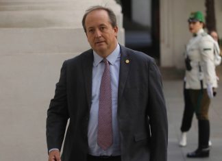 Conversaciones con Luis Hermosilla y exministro Chadwick: Senado oficia a Ángel Valencia para que informe