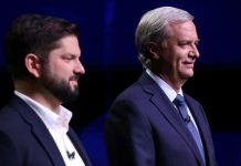 Visita a damnificados por los incendios: Kast, aplausos y autógrafos; Boric, pifias e insultos (Videos)