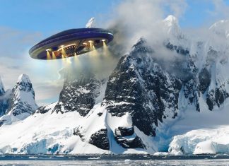 Usando Google Maps dicen haber encontrado un OVNI estrellado en la Antártida