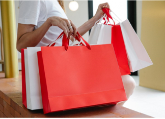 Sólo un 28% de los chilenos piensa gastar dinero tanto en Navidad como en Año nuevo en este 2024