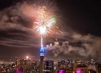El regreso del Año Nuevo en la Torre Entel: Así se prepara el espectáculo masivo para recibir el 2026 en Santiago