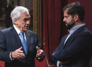Redes sociales se dan un festín con la semejanza en la propuesta CAE de Boric y Piñera
