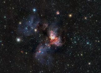 ¿Un portal hacia otro universo? Telescopio Hubble capta una extraña imagen a 4.600 años de distancia