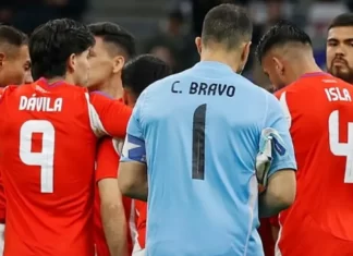 Burlas crueles y despiadadas en contra de Claudio Bravo por su pobre actuación ante Francia