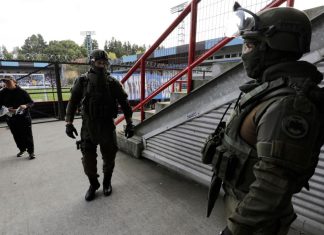 Por amenaza de bomba fue suspendido durante media hora el partido entre Huachipato y Universidad de Chile