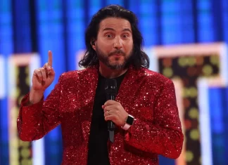 Felipe Avello desmiente que tenga en carpeta un show con George Harris en el Movistar Arena