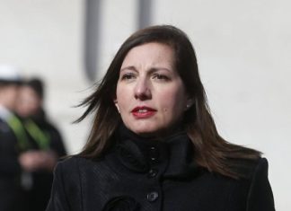 Luego que ni siquiera marcara un punto en las encuestas, Paulina Vodanovic se bajó de las primarias presidenciales