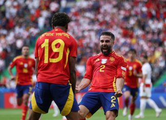 España goleó a Croacia en el debut del grupo B