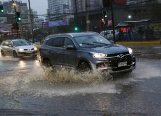 Senapred detalla rutas afectadas por el sistema frontal en la zona centro-sur del país