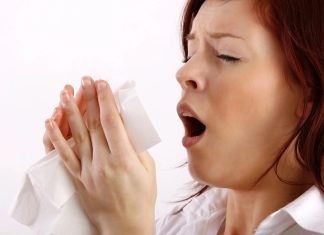 Rinitis alérgica en Chile: cómo diferenciarla de un resfrío común y cuándo acudir al especialista