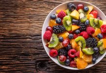 Expertos revelan las frutas que mejoran la calidad del sueño y prolongan el descanso nocturno