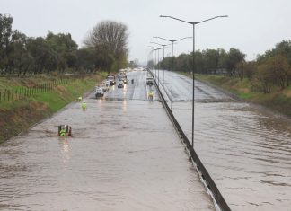 Todos los estragos que dejó el paso del temporal por la Región Metropolitana (Fotos y Video)
