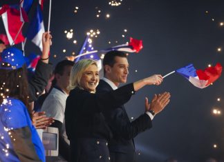 El partido de Le Pen triunfa en la primera vuelta y está más cerca que nunca la ultraderecha de gobernar en Francia