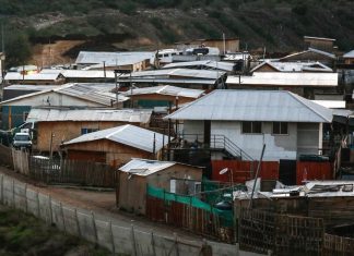 Toma de lujo desmantelada en Puente Alto: residencia principal tenía 10 dormitorios, mesas de pool y piscina: