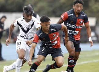 El duro testimonio de un futbolista venezolano que juega en Chile: “Por culpa del fraude está muriendo mucha gente en mi país”