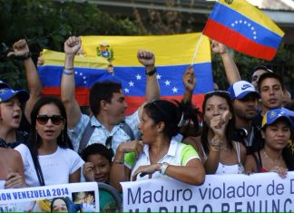 ¿Cuántos venezolanos viven hoy en Chile y cuántos pudieron votar?…cacerolazos en Santiago