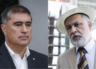 Aldo Duque retira su candidatura por la alcaldía de Santiago y manifiesta su apoyo a Mario Desbordes
