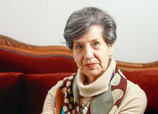 Senadora Allende reconoce que «puedo haberme equivocado», tras ser citada a declarar como imputada junto a la ministra Fernández