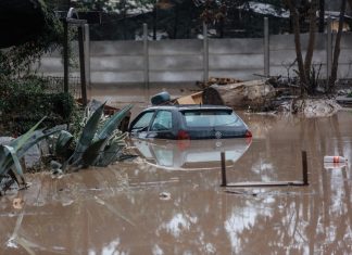 Temporal de viento y lluvia dejó tres muertos y graves daños en la zona centro sur del país (Fotos y videos)