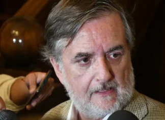 Andanada de reacciones en contra de Evópoli por restarse a AC contra Tohá y Boric