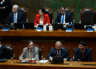 AC contra Vivanco y Muñoz: mayoría del oficialismo rechazó o se abstuvo