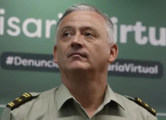 Marcelo Araya inicia sus labores como general director de Carabineros con mensaje a funcionarios: “Sean fuertes en el cumplimiento de la ley”