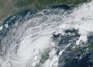 ¿Qué se sabe del huracán Milton, que podría ser el peor de la historia para EEUU?