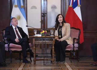 Senadores chilenos y argentinos conmemoran los 40 años del Tratado de Paz entre ambos países