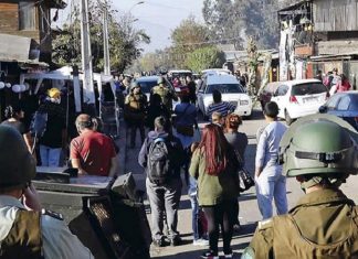 Funeral de «Enzo Bombazul» terminó con graves incidentes en las afueras del cementerio