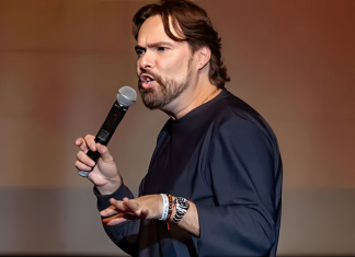 George Harris es mufa: Estuvo en Madrid justo con el corte de luz masivo en España