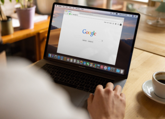 FEN pide multa de US$89 millones contra Google: lo acusa de abuso de posición dominante