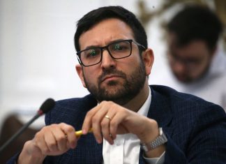 Socialismo Democrático pierde la paciencia e insiste en exigir la salida de Crispi tras conocerse que omitió información a Fiscalía